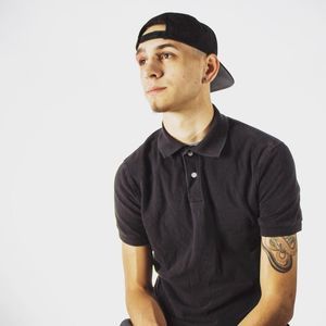 Meet your Posher, Justin